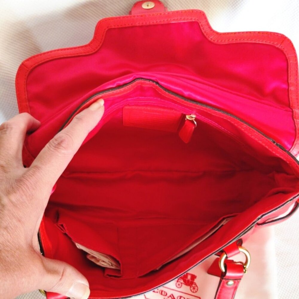 Coach Soho Leather Campbell Flap Convertible Satchel in Hot Orange & Brass, EUC - Picture 4 of 16